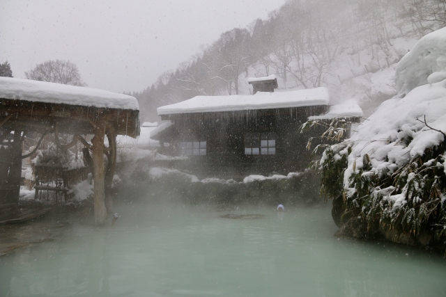 雪景色の乳頭温泉郷 鶴の湯温泉