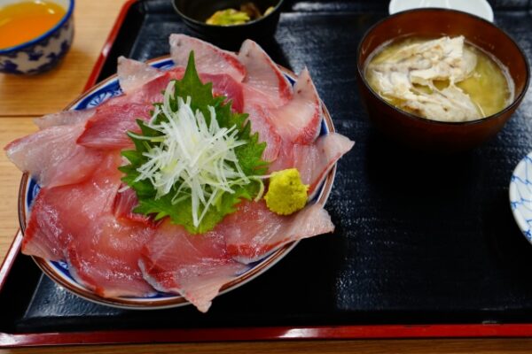 海鮮丼